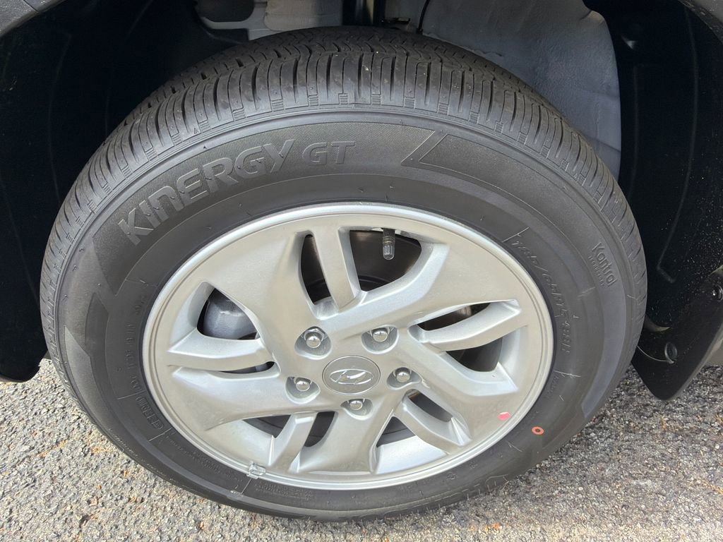 New 2026 Hyundai Venue SE image 11