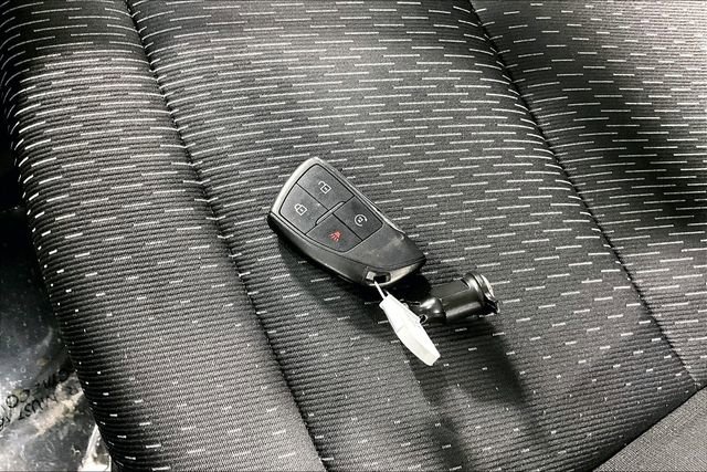 Used 2025 Chevrolet Equinox LT image 30