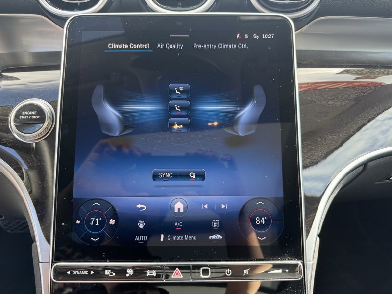 Used 2025 Mercedes-Benz GLC 350e 4MATIC image 32