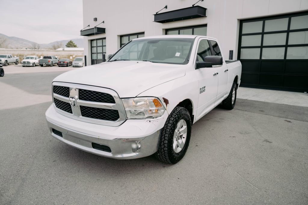 Used 2014 RAM 1500 Classic SLT w/ Luxury Group image 3