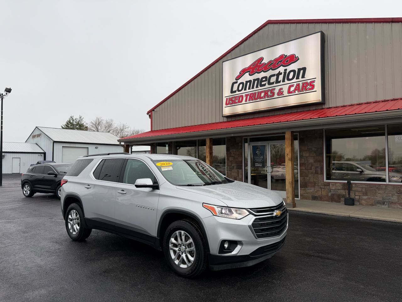 Used 2020 Chevrolet Traverse LT video 1