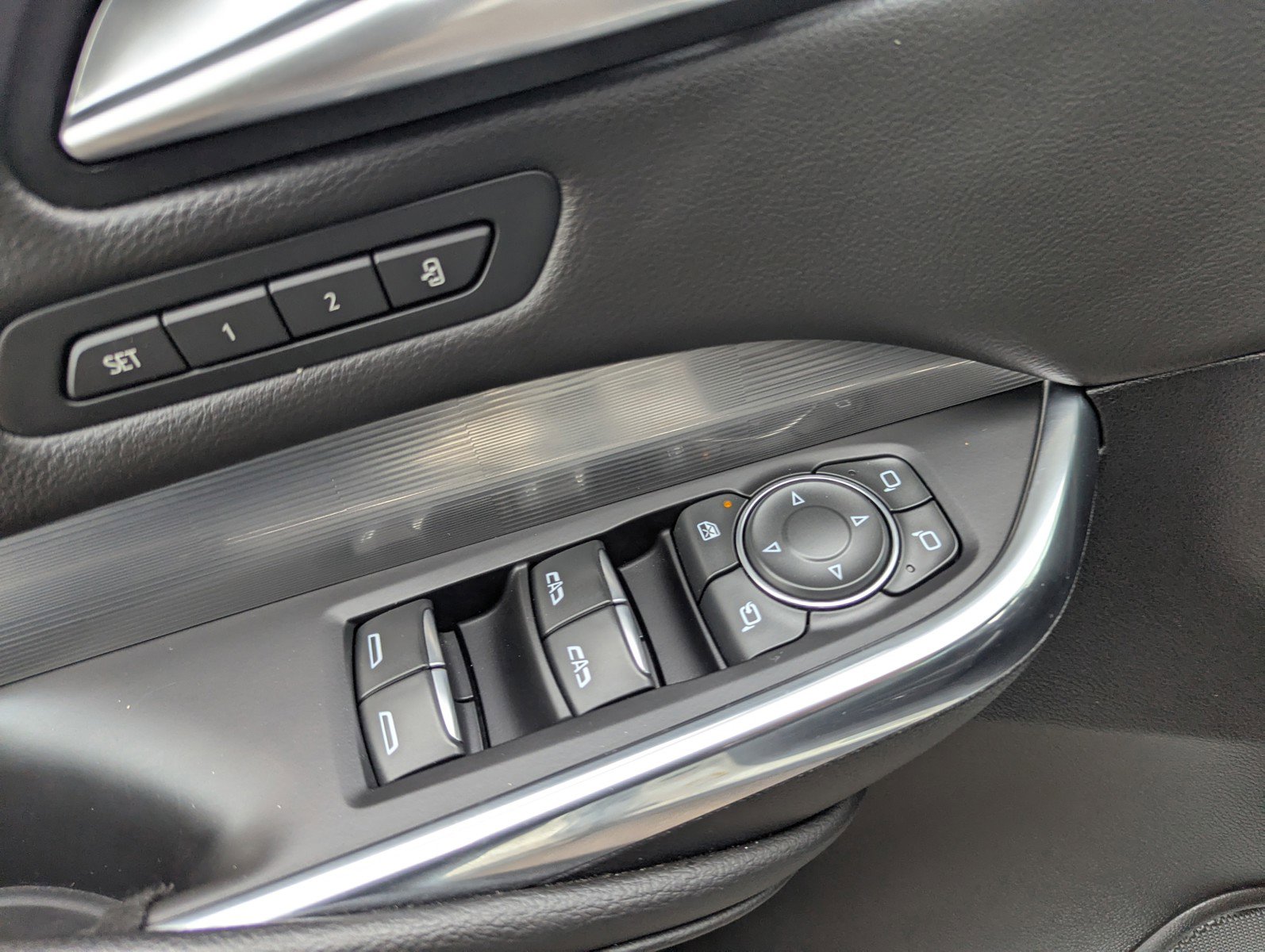 Certified 2024 Cadillac XT4 Premium Luxury image 29