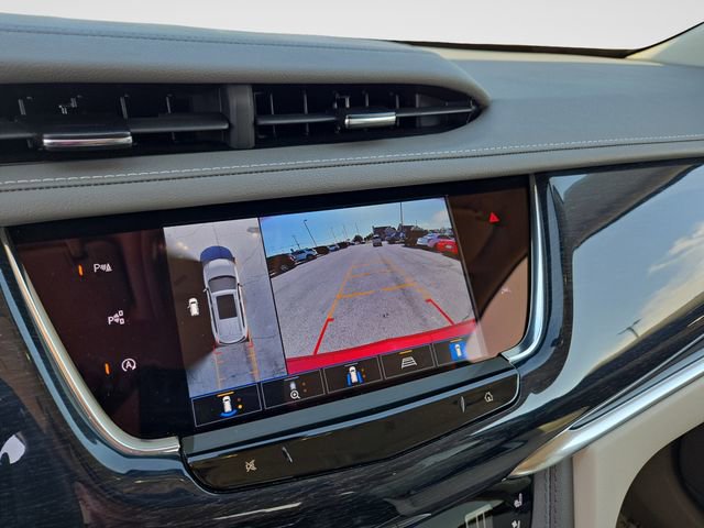 Used 2023 Cadillac XT6 Premium Luxury w/ Technology Package AWD/4WD image 29