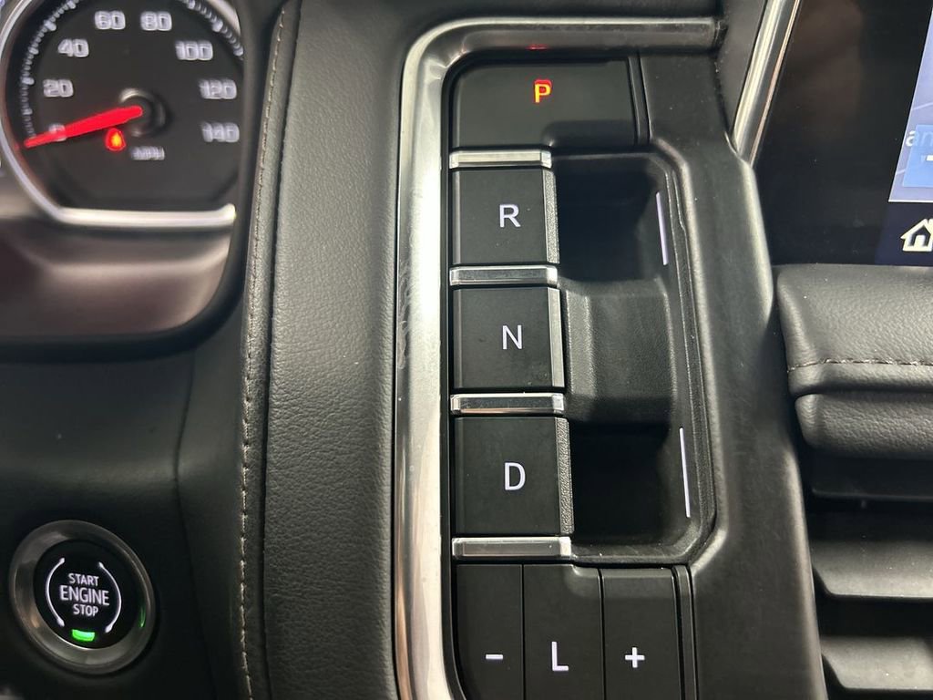 Used 2021 Chevrolet Tahoe High Country w/ Premium Package AWD/4WD image 18