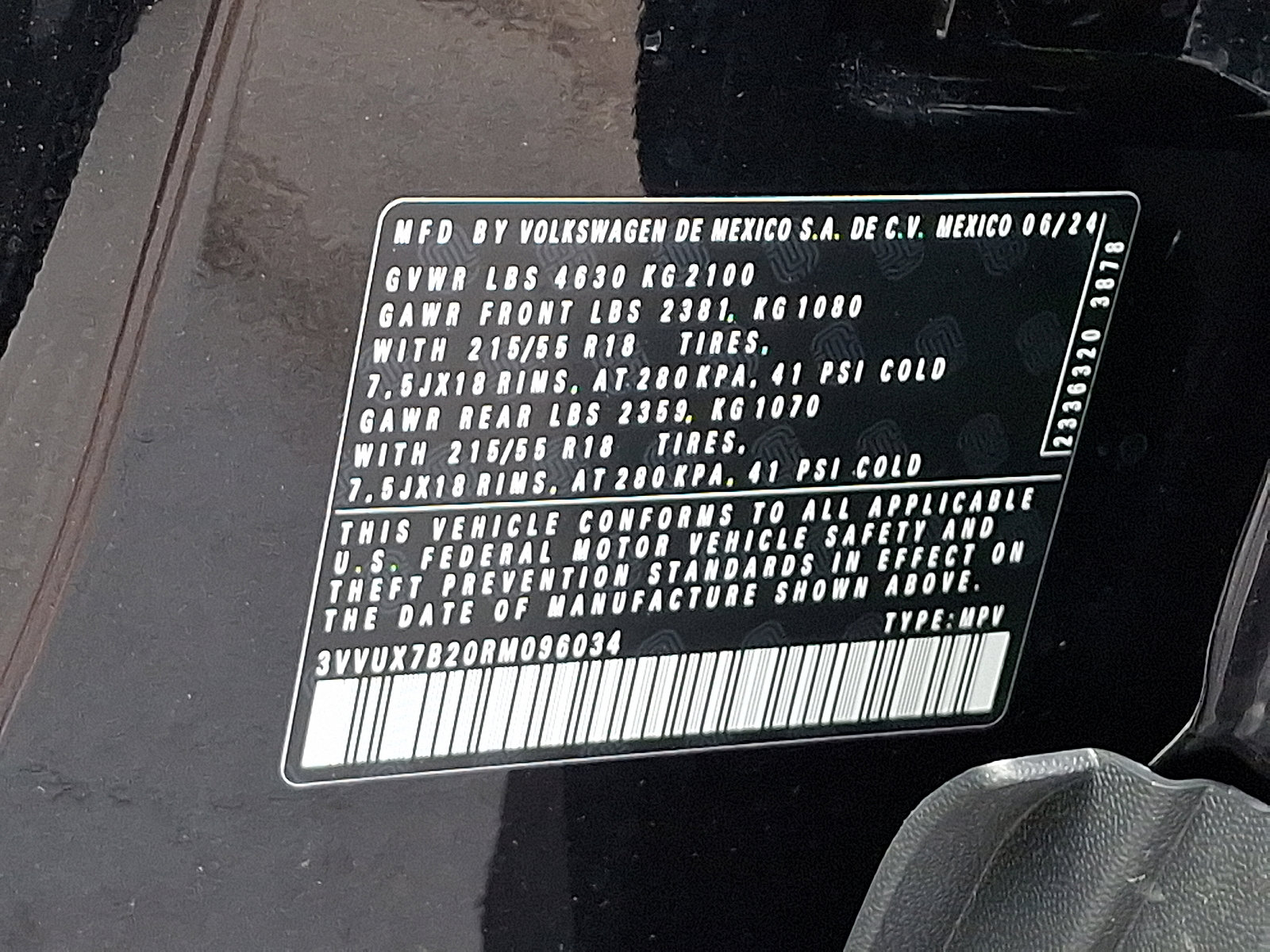 Certified 2024 Volkswagen Taos SE image 26
