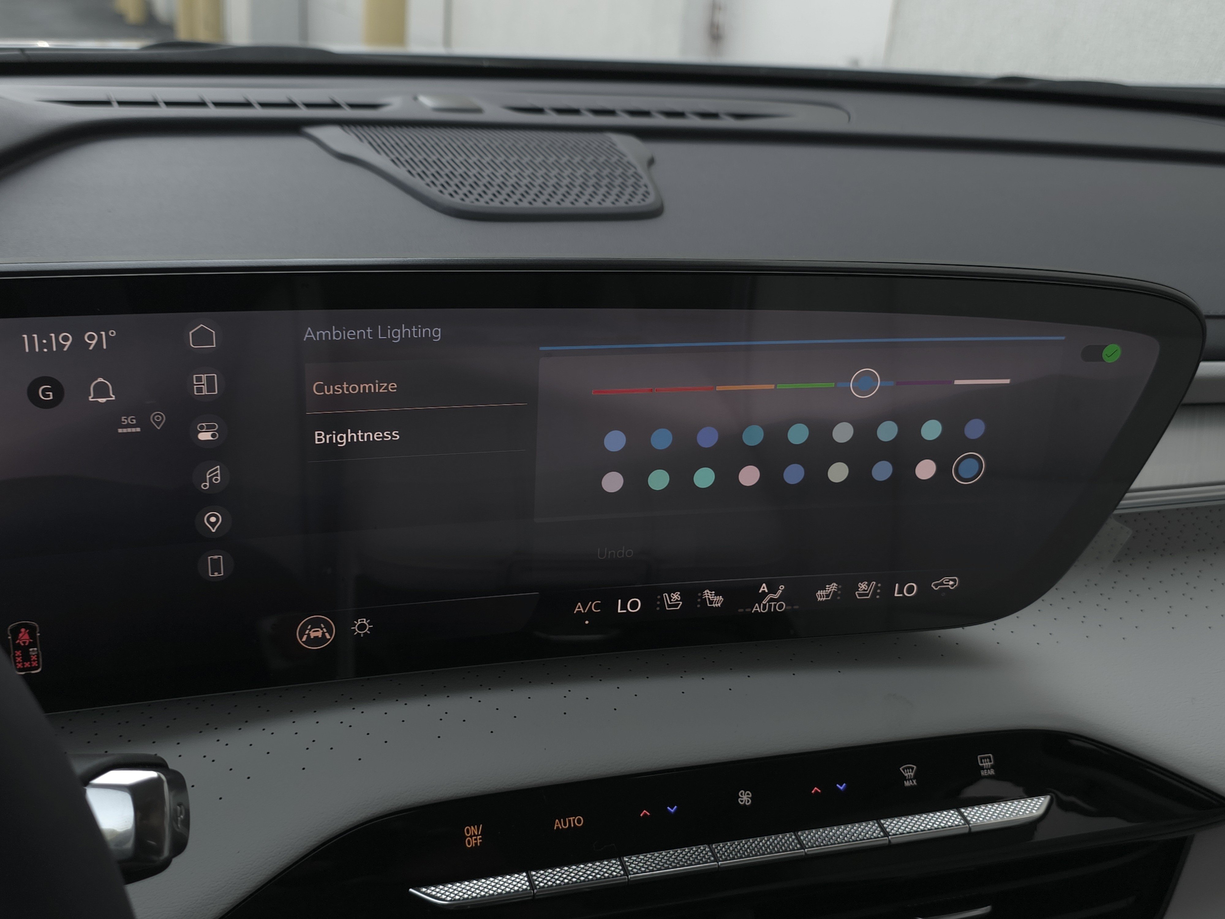 New 2027 Buick Enclave Avenir FWD image 23