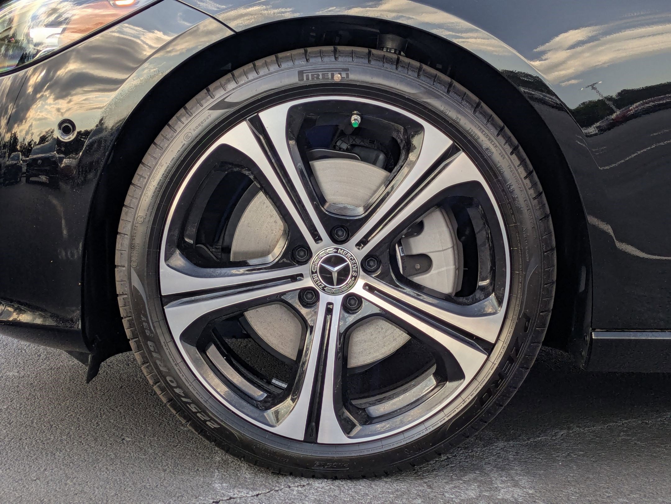 Certified 2025 Mercedes-Benz C 300 4MATIC Sedan image 13