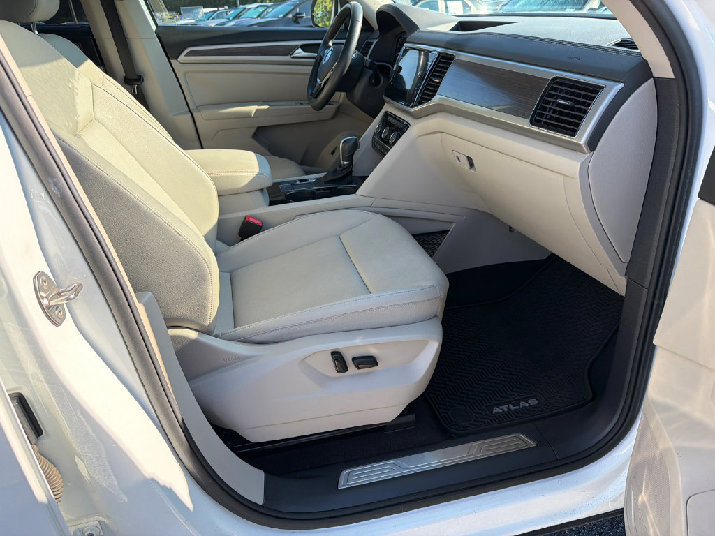 Used 2019 Volkswagen Atlas SEL FWD image 13