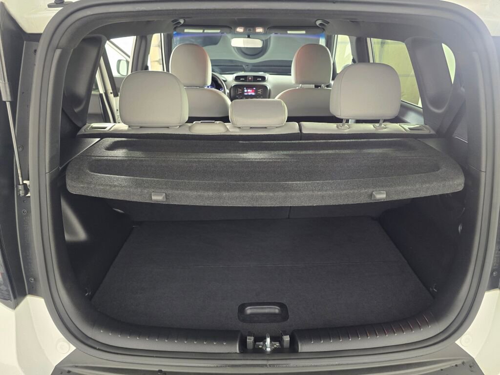 Used 2015 Kia Soul + image 18
