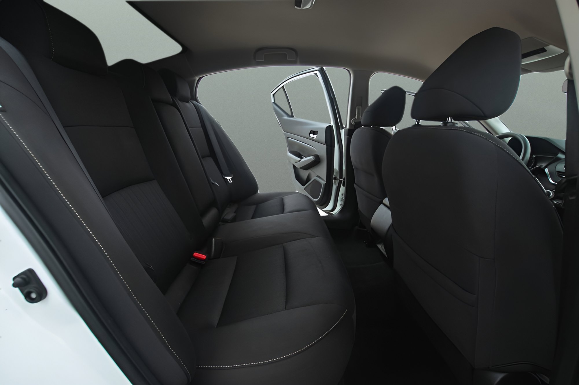 Used 2019 Nissan Altima 2.5 S FWD image 18