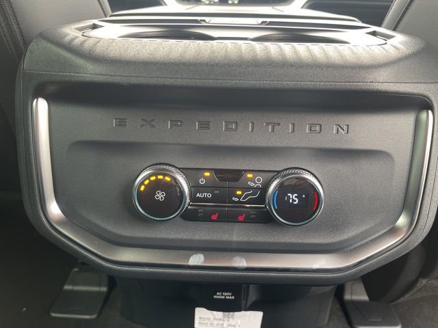 New 2025 Ford Expedition Max Platinum w/ Stealth Performance Package image 37