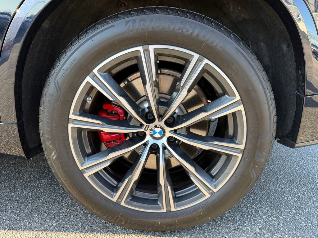 Certified 2025 BMW X5 M60i w/ Executive Package AWD/4WD image 16