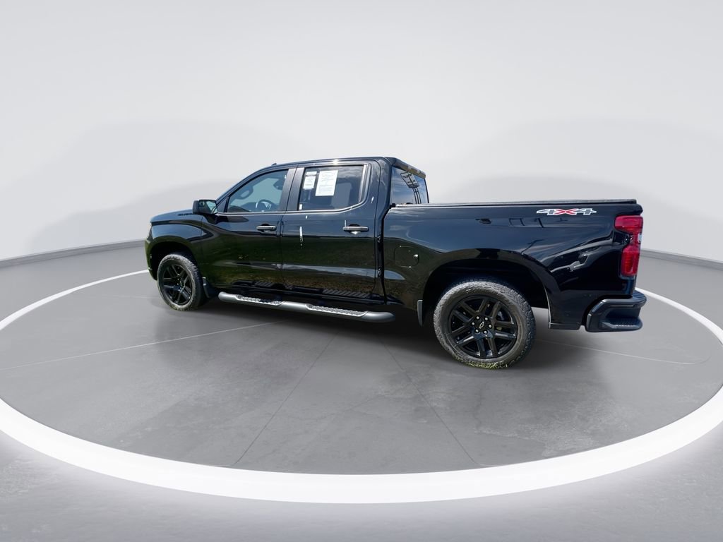 Used 2024 Chevrolet Silverado 1500 Custom w/ Turbomax Blackout Package image 6