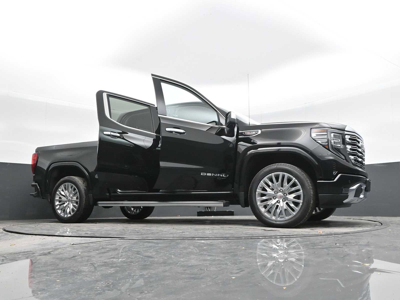 New 2024 GMC Sierra 1500 Denali w/ Technology Package image 53
