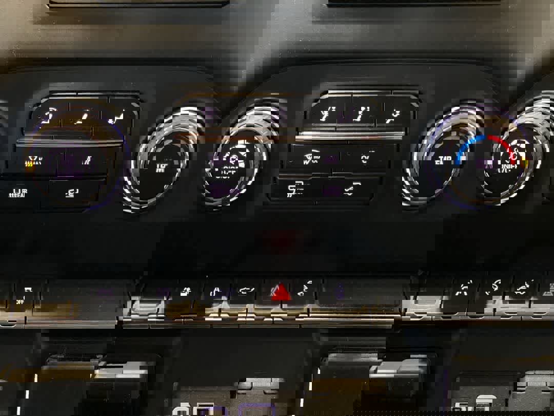 Used 2023 Chevrolet Silverado 1500 Custom w/ LPO, Dark Essentials Package image 21