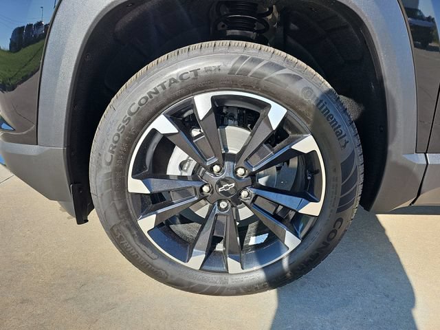 New 2027 Chevrolet Equinox RS w/ Safety and Technology Package FWD image 33