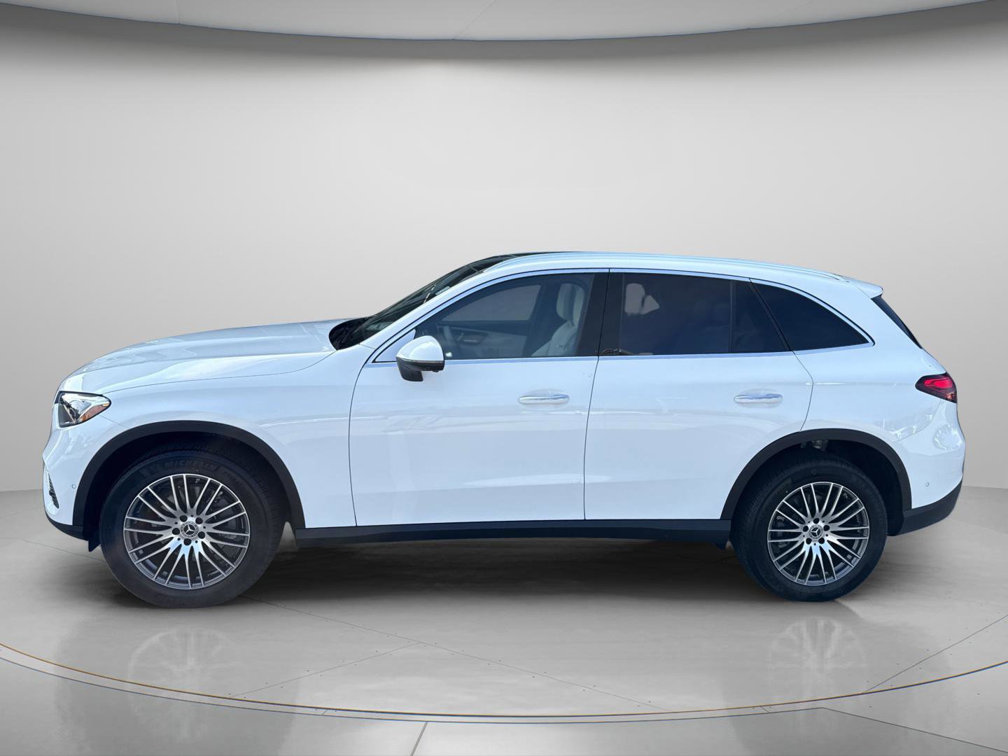 Certified 2026 Mercedes-Benz GLC 300 GLC 300 image 3