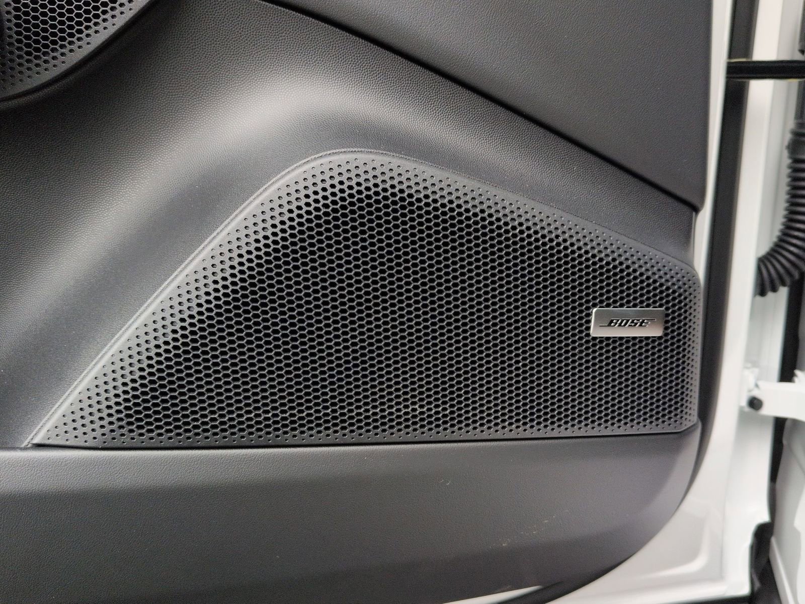 Used 2026 Porsche Macan Electric image 13