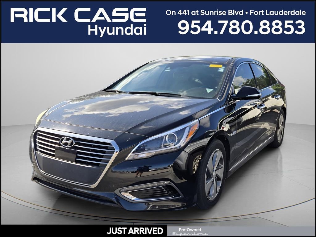 Used 2016 Hyundai Sonata Limited w/ Option Group 02
