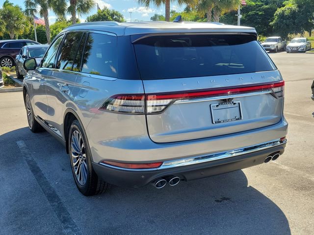 Certified 2024 Lincoln Aviator 2WD w/ Premium Package image 4