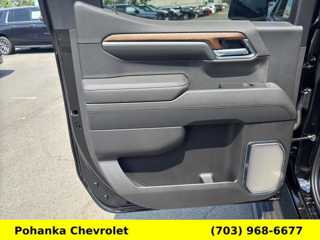 New 2026 Chevrolet Silverado 1500 High Country w/ High Country Premium Package AWD/4WD image 22