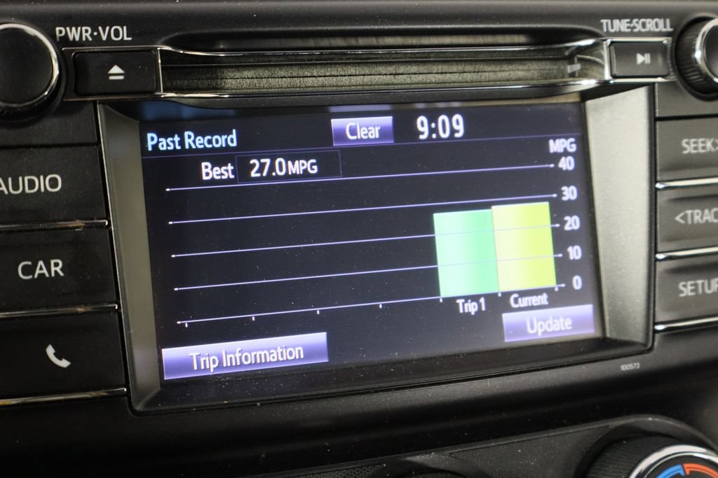 Used 2017 Toyota RAV4 LE FWD image 30