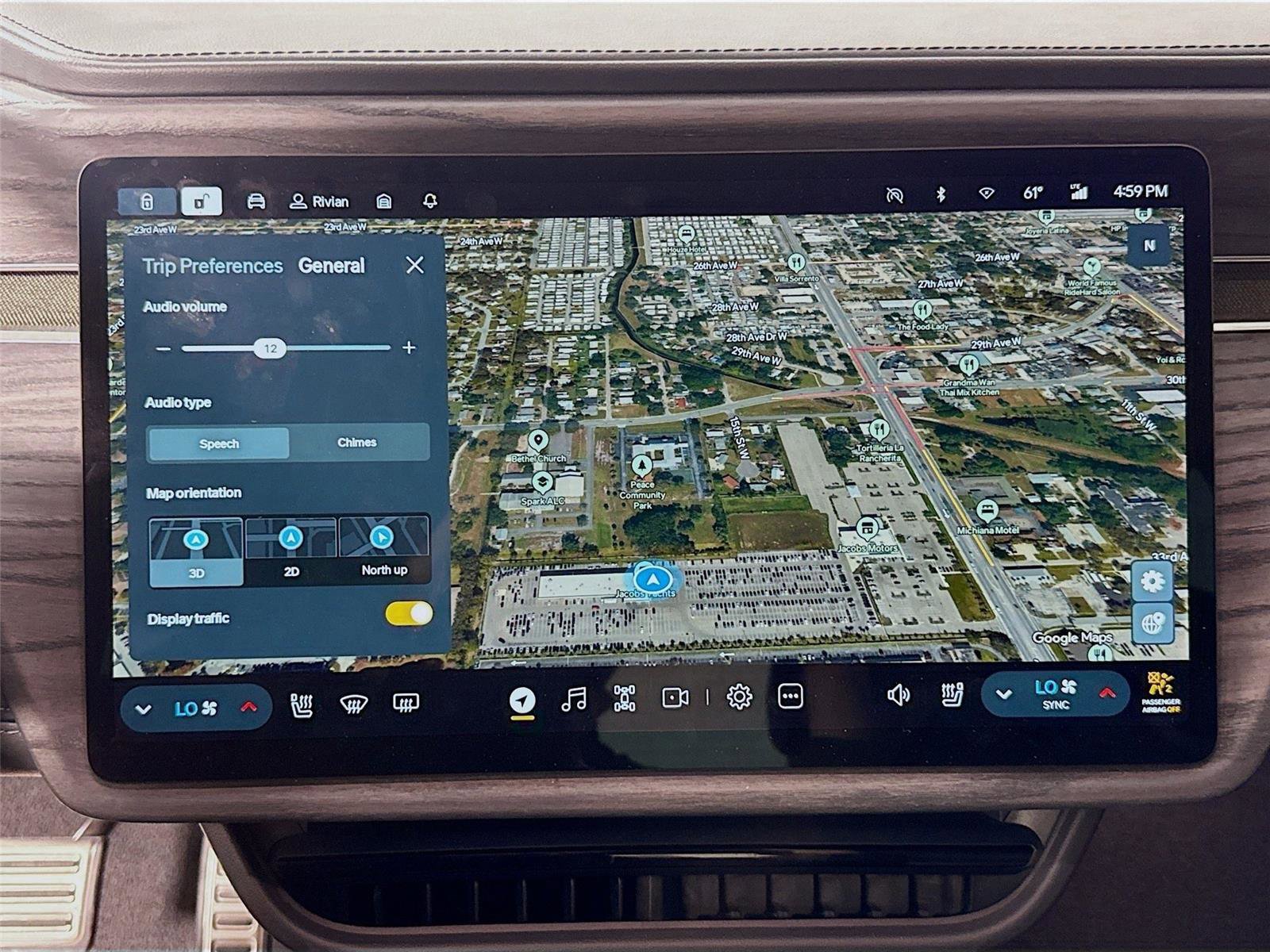 Used 2022 Rivian R1T Launch Edition image 8