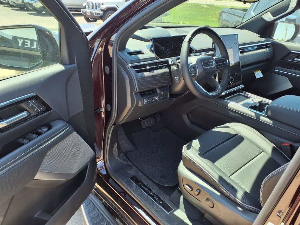 New 2025 GMC Sierra EV Denali AWD/4WD image 6
