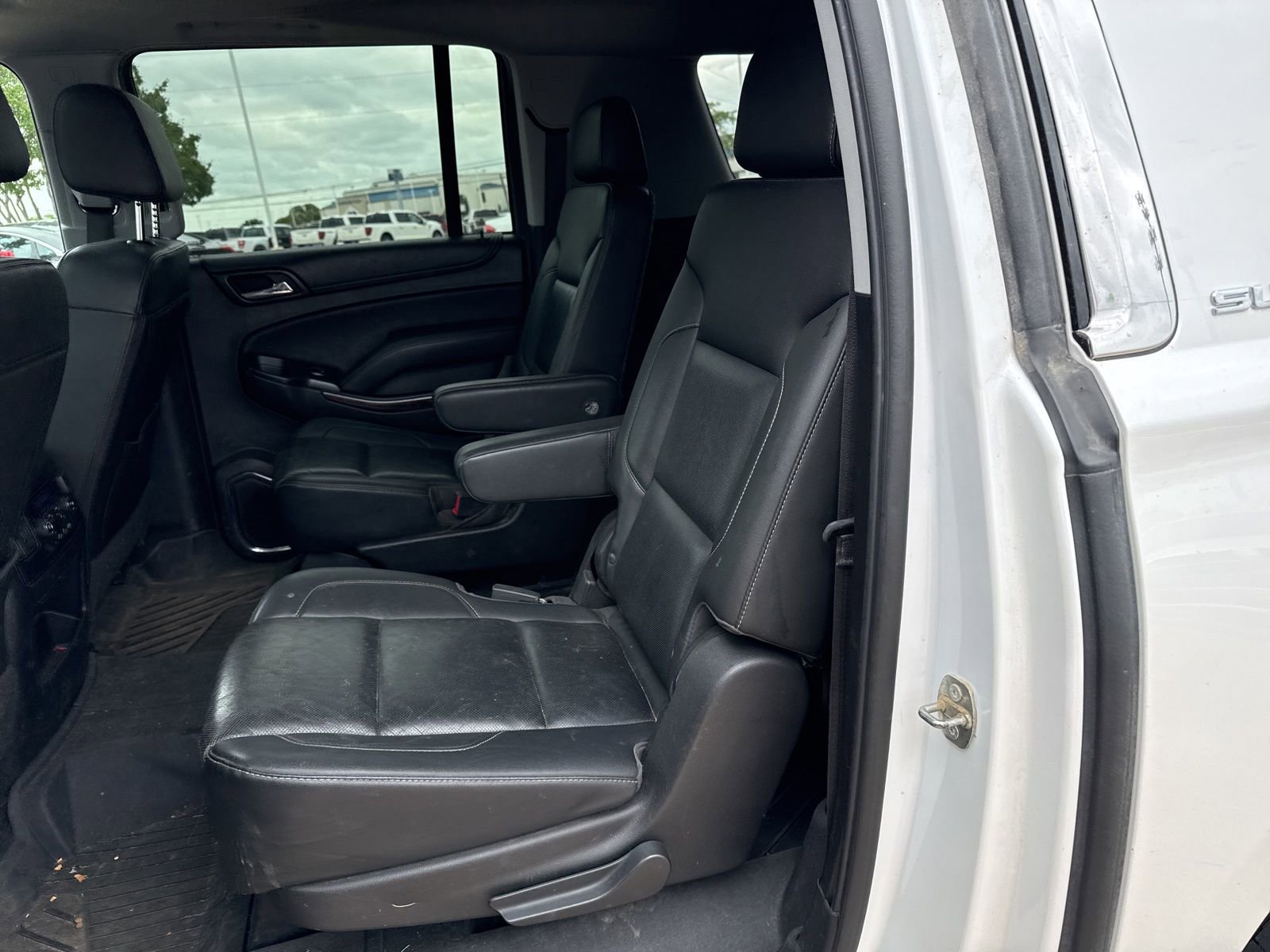 Used 2018 GMC Yukon XL SLT image 9