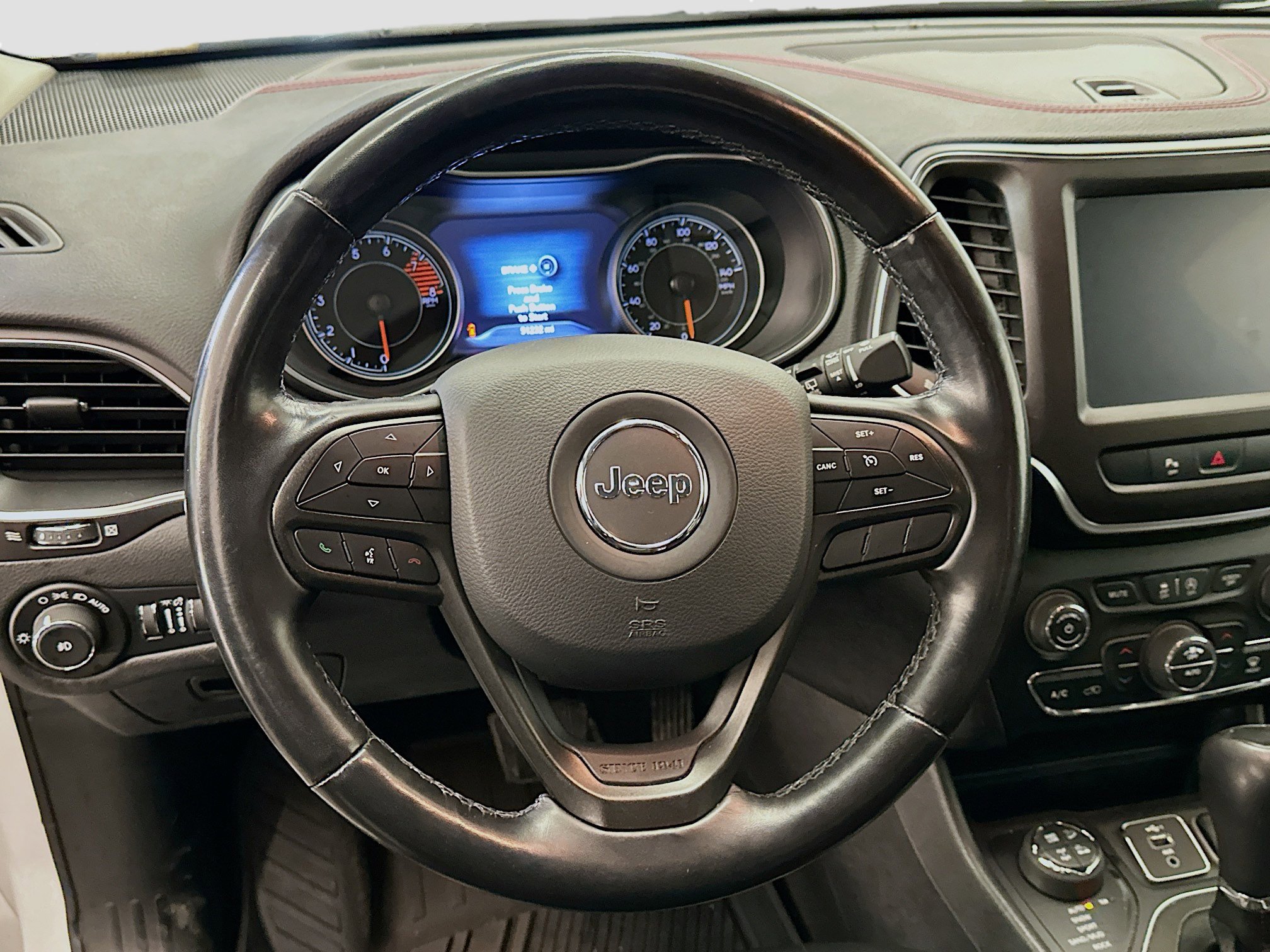 Used 2020 Jeep Cherokee Trailhawk w/ Cold Weather Group image 18