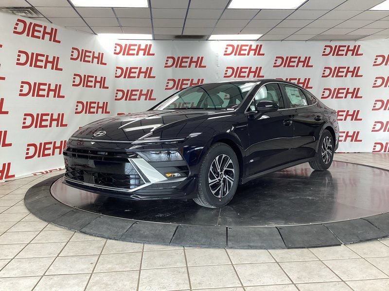 New 2026 Hyundai Sonata Blue FWD image 3
