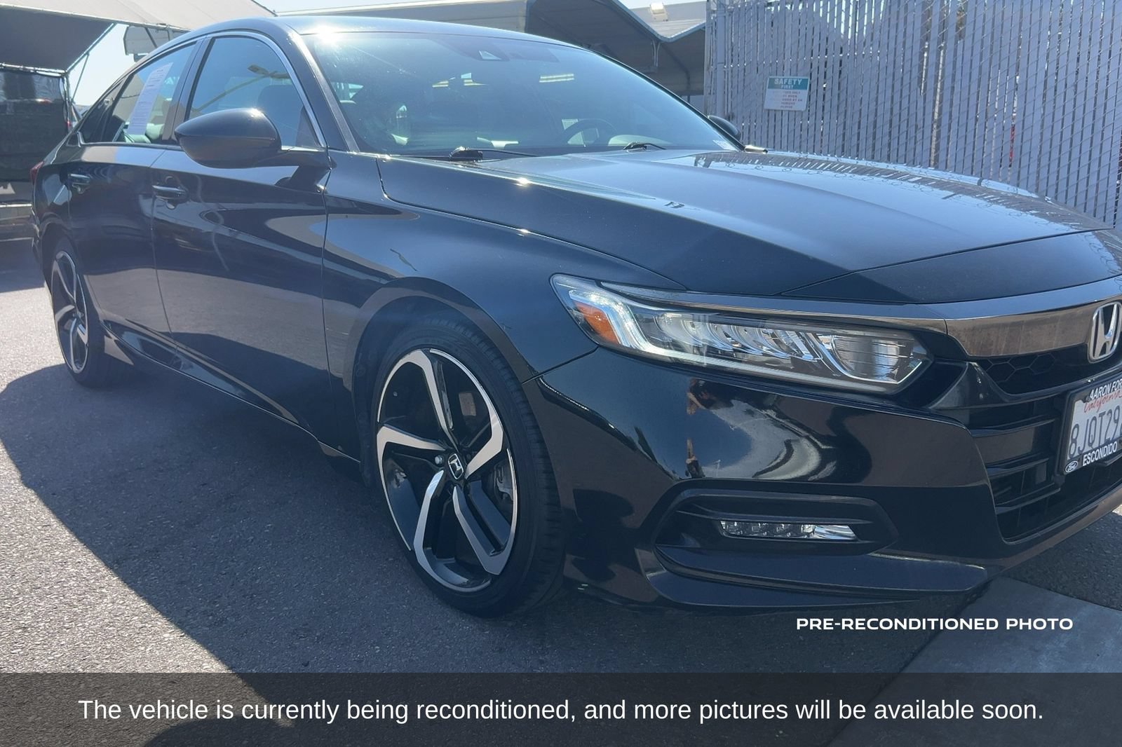 Used 2018 Honda Accord Sport image 3