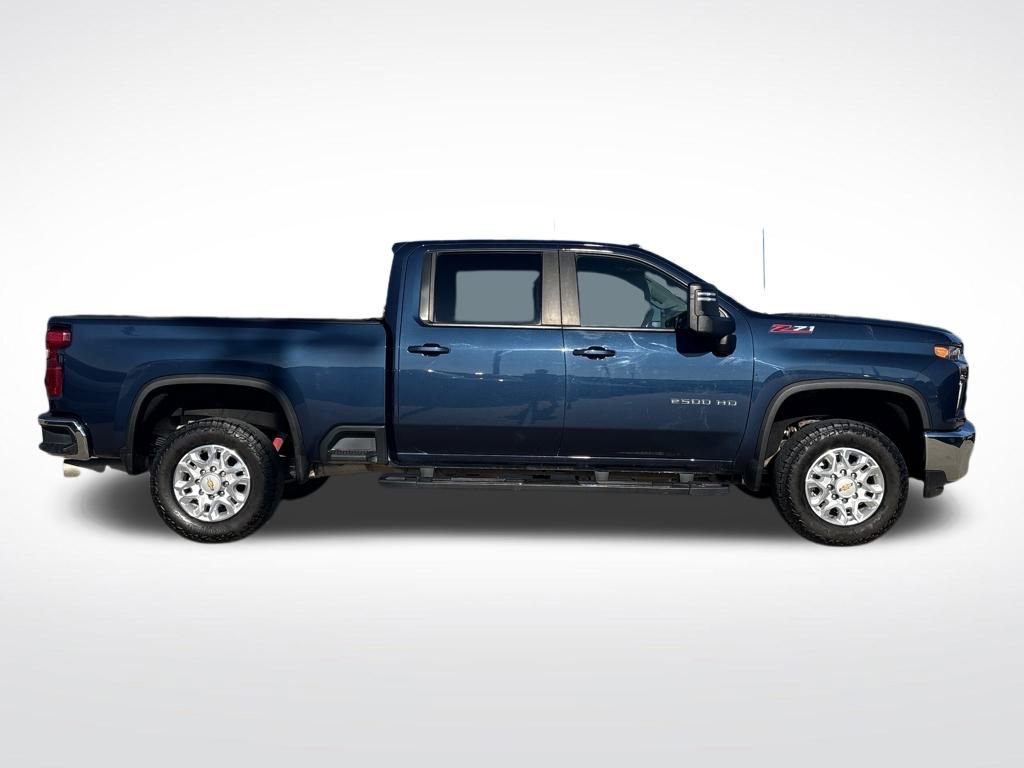 Used 2022 Chevrolet Silverado 2500 LT w/ Convenience Package image 8