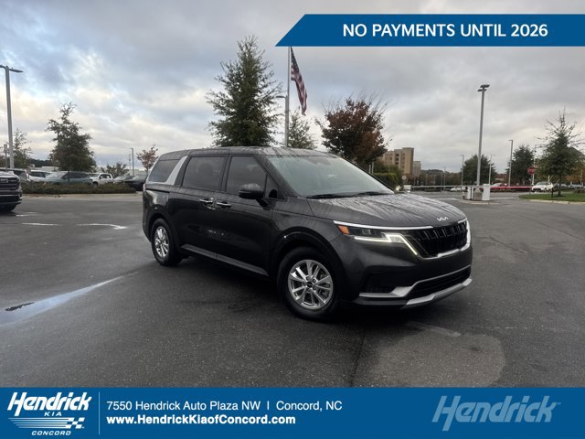 Certified 2023 Kia Carnival LX image 1