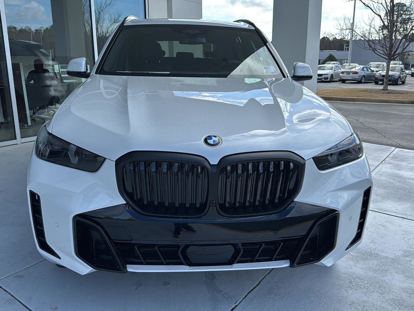 New 2026 BMW X5 sDrive40i image 8