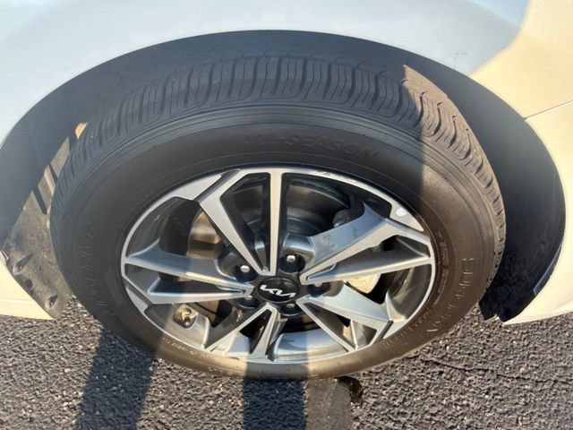 Used 2024 Kia Forte LXS FWD image 26
