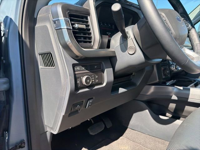 Used 2024 Ford F250 Lariat w/ Lariat Ultimate Package AWD/4WD image 22