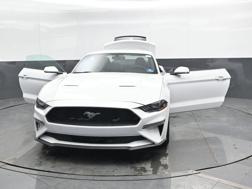 Used 2018 Ford Mustang EcoBoost image 48