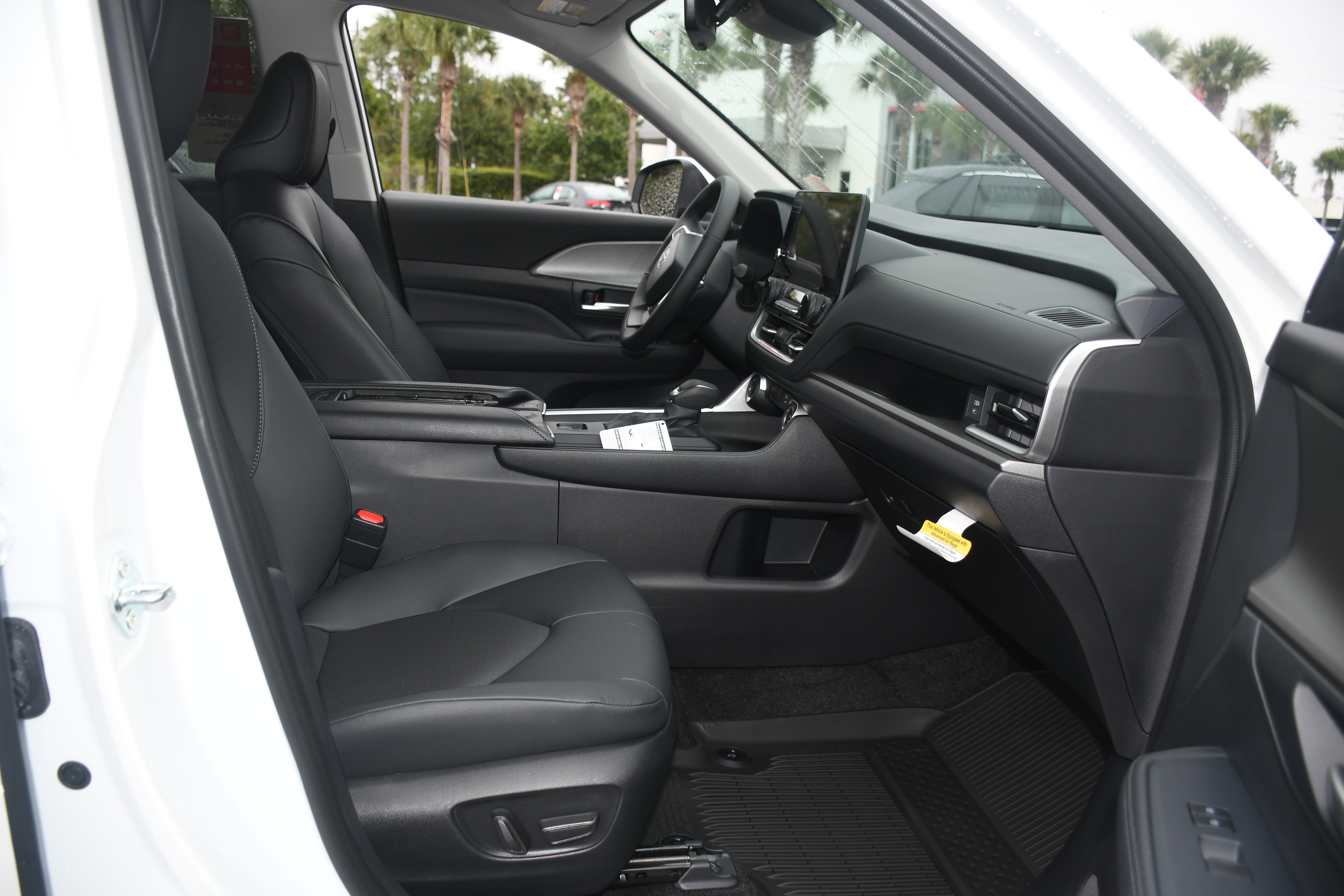 New 2026 Toyota Grand Highlander XLE image 11