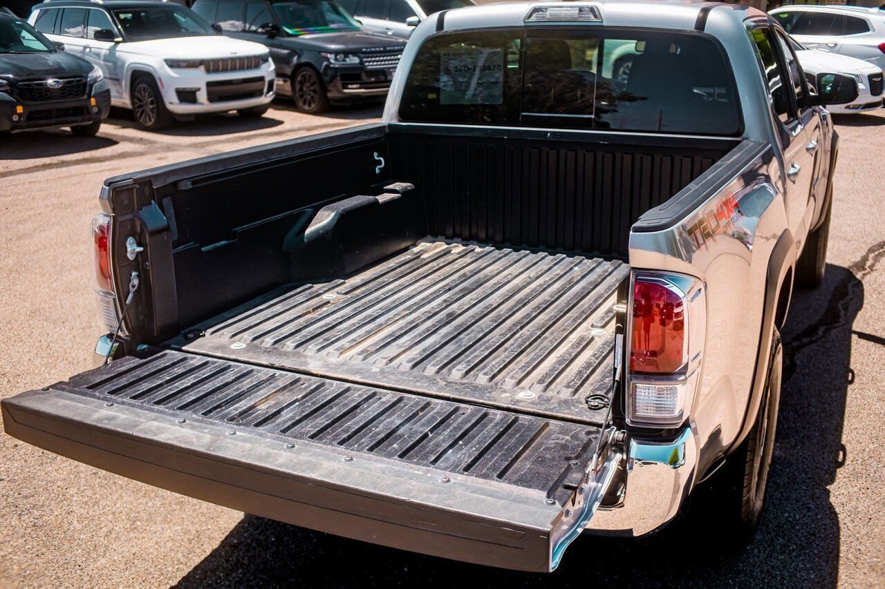 Used 2023 Toyota Tacoma TRD Off-Road AWD/4WD image 37