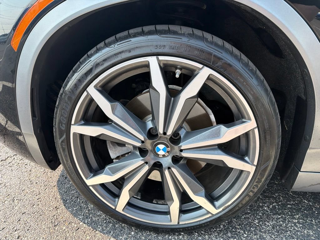 Used 2022 BMW X2 xDrive28i w/ M Sport X Package AWD/4WD image 12