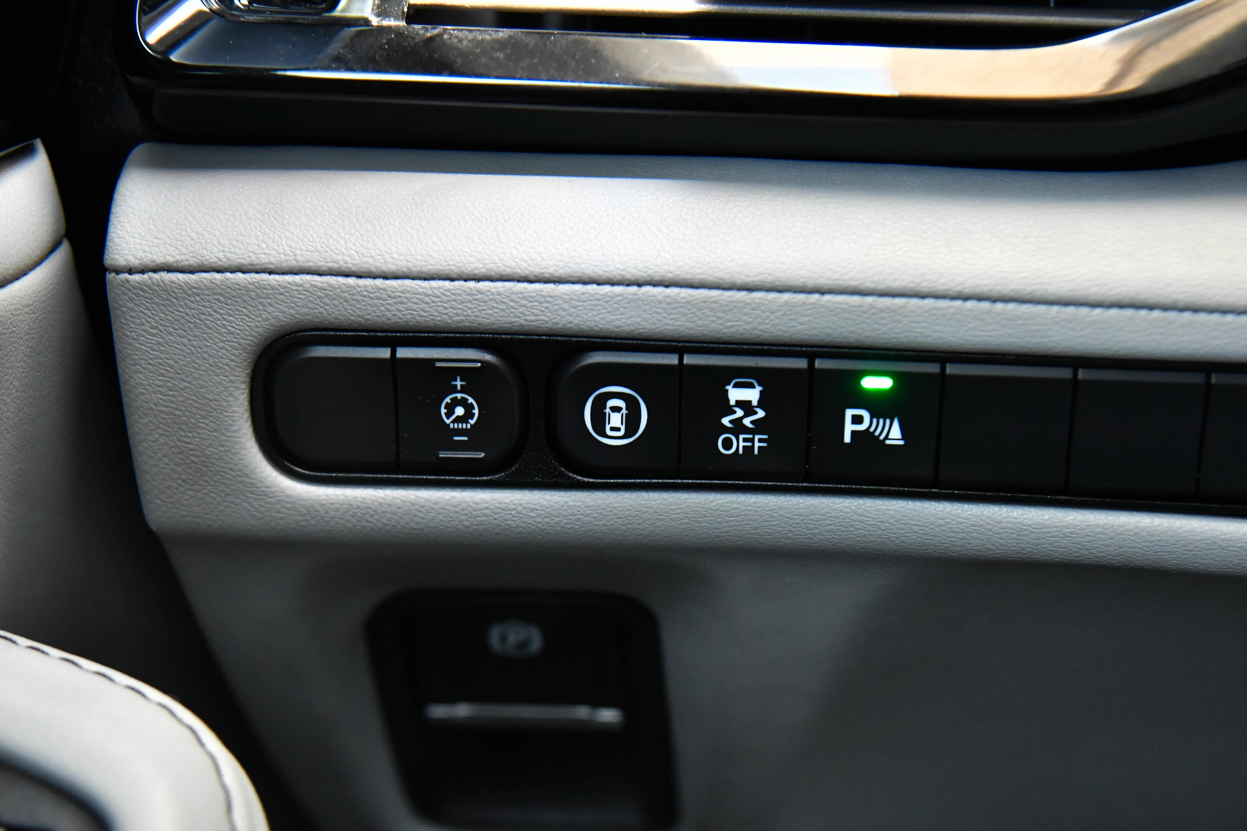 Used 2022 Acura MDX FWD w/ Technology Package image 36