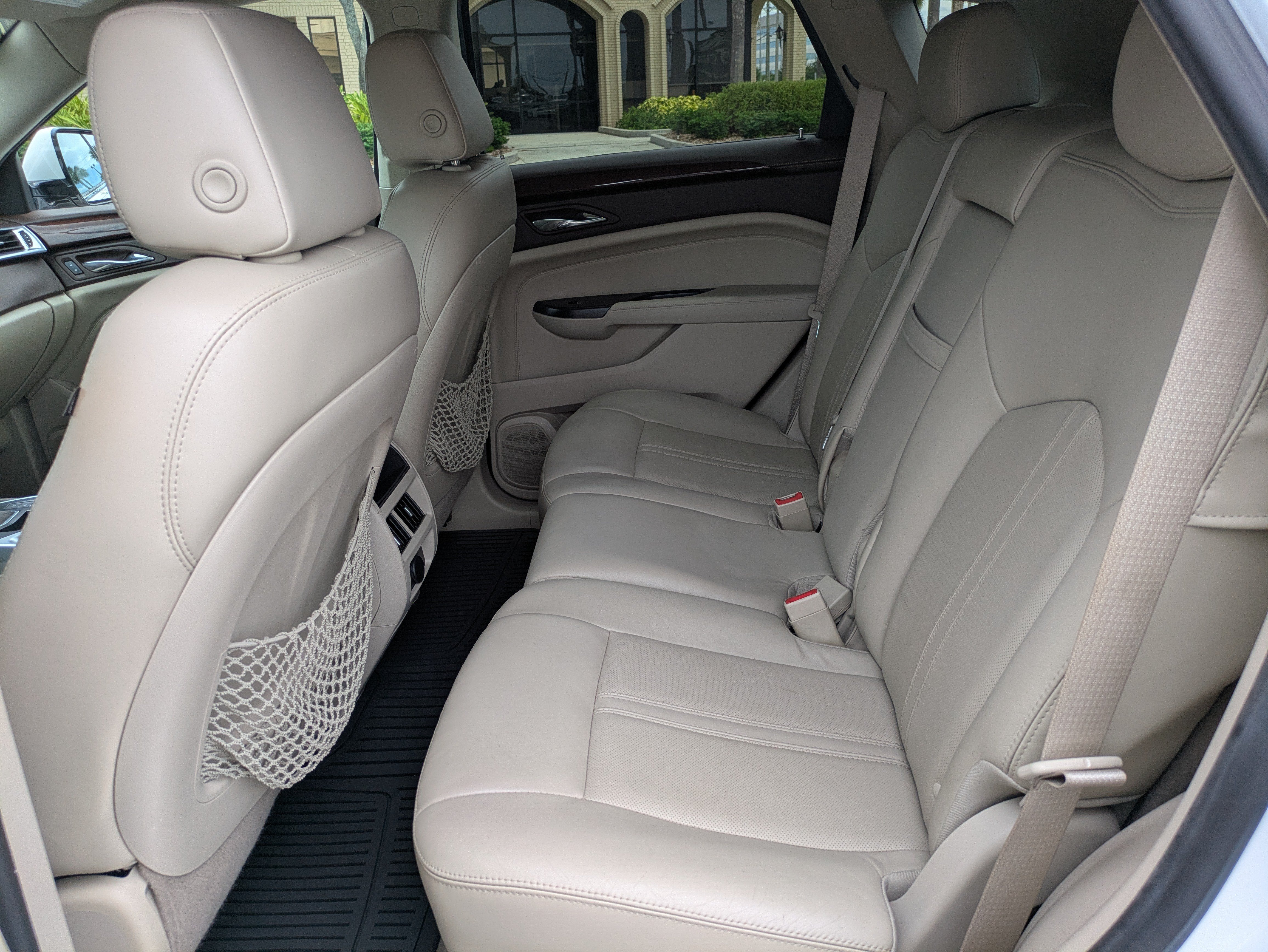Used 2016 Cadillac SRX Luxury w/ Driver Awareness Package AWD/4WD image 12