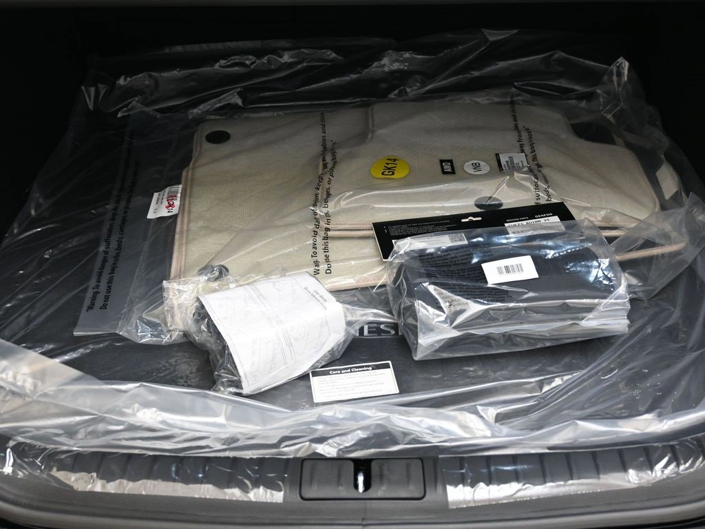 New 2026 Genesis G70 2.5T Prestige image 17