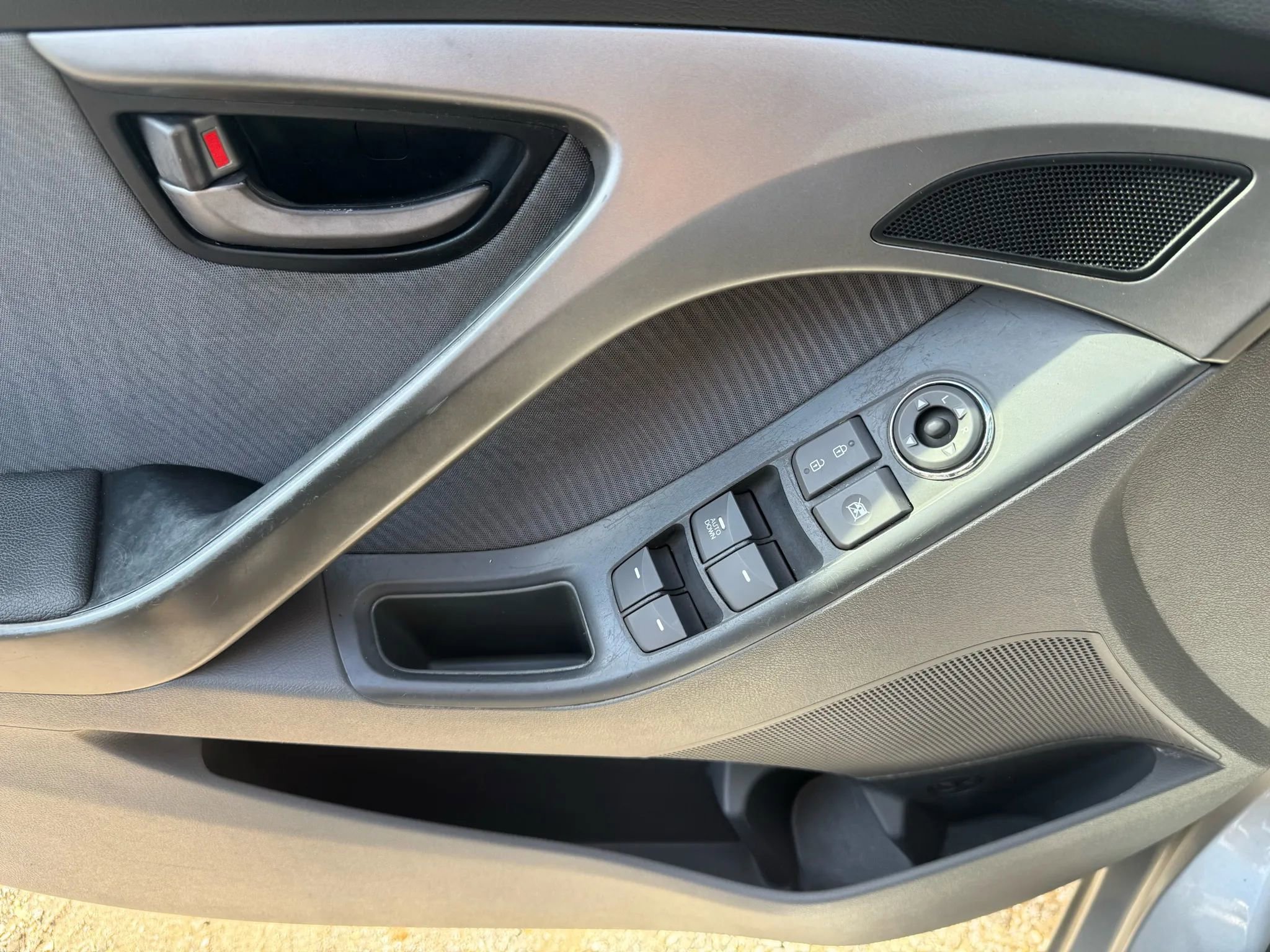 Used 2012 Hyundai Elantra GLS w/ Preferred Pkg 3 image 14