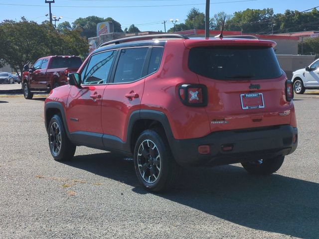 Used 2023 Jeep Renegade Trailhawk AWD/4WD image 3