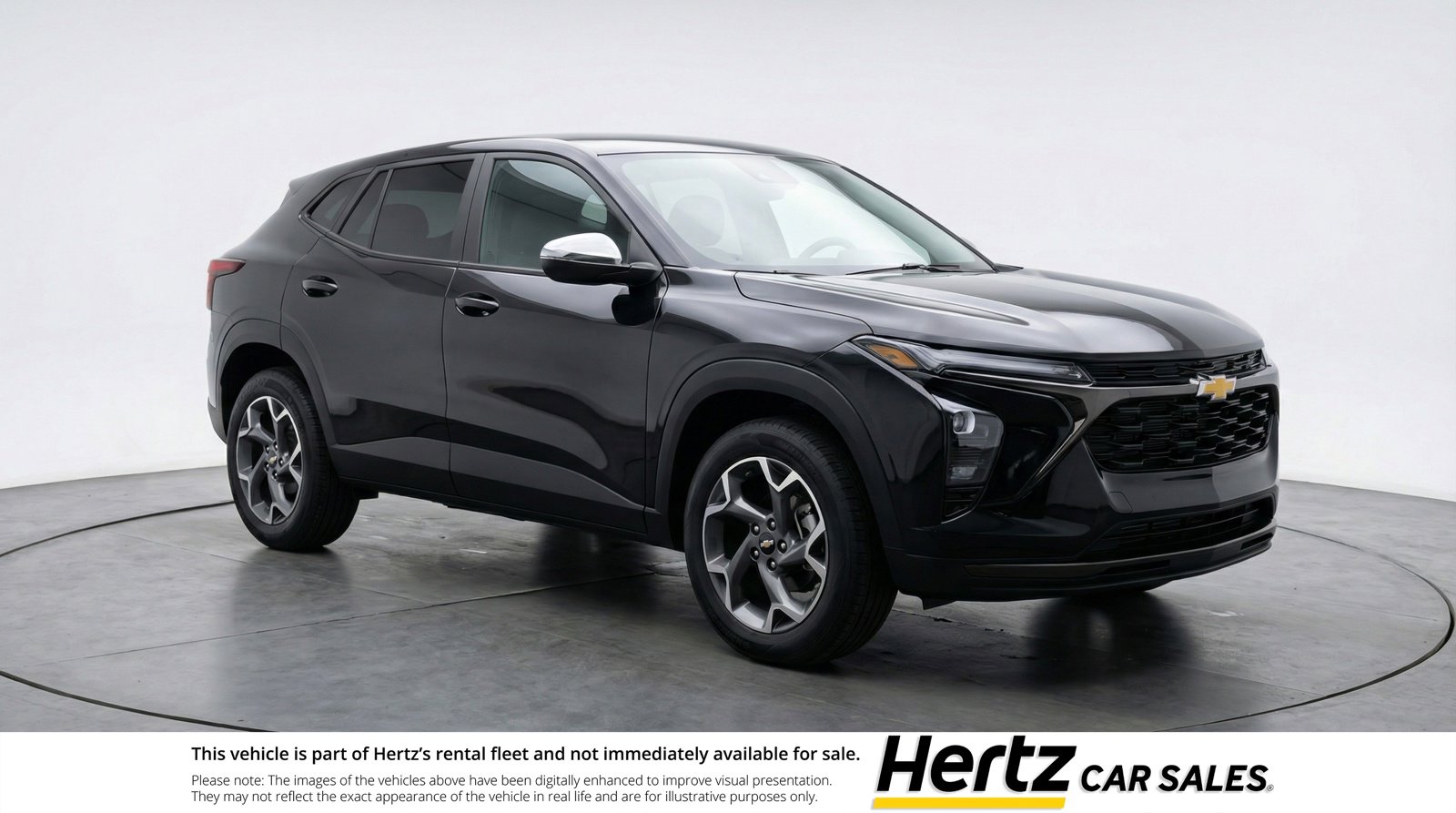 Used 2025 Chevrolet Trax LT image 1