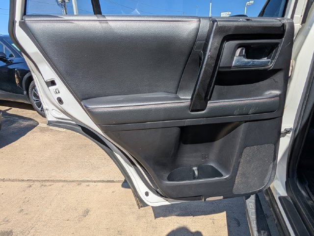 Used 2020 Toyota 4Runner Venture AWD/4WD image 45