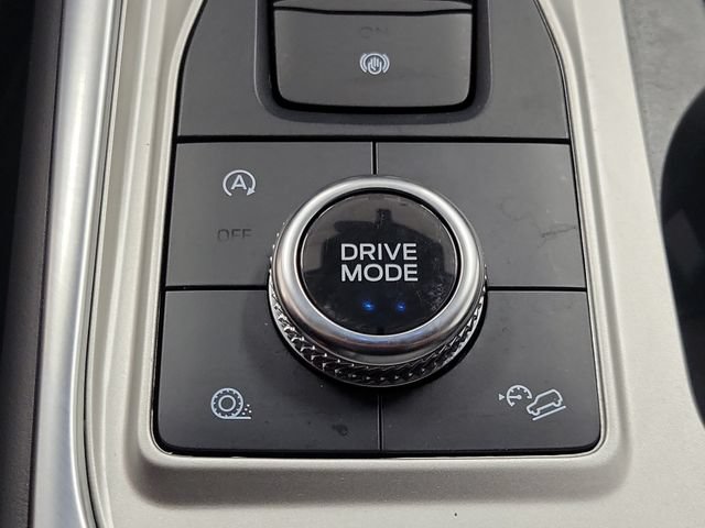 Certified 2024 Ford Explorer XLT w/ Equipment Group 202A AWD/4WD image 33