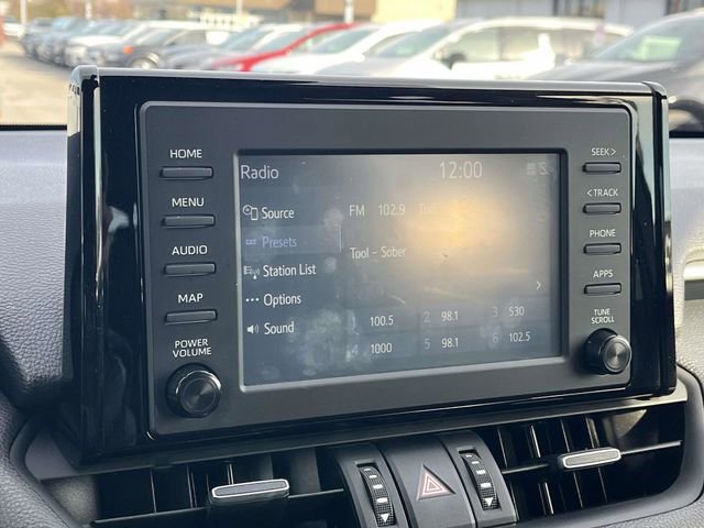 Used 2019 Toyota RAV4 XLE Premium image 30